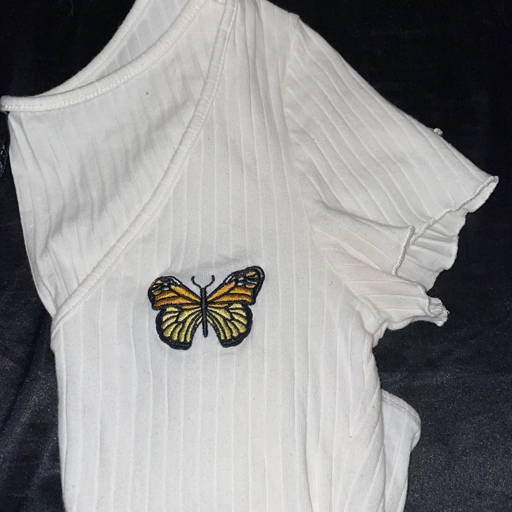 ℬℴ𝒹𝓎𝓈𝓊𝒾𝓉 - Picture 2 of 2